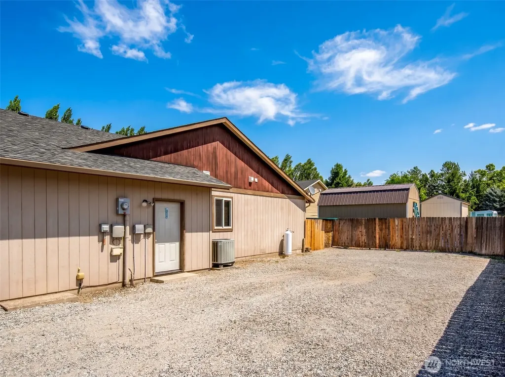 21 Ambrosia Lane Malaga WA 98828
