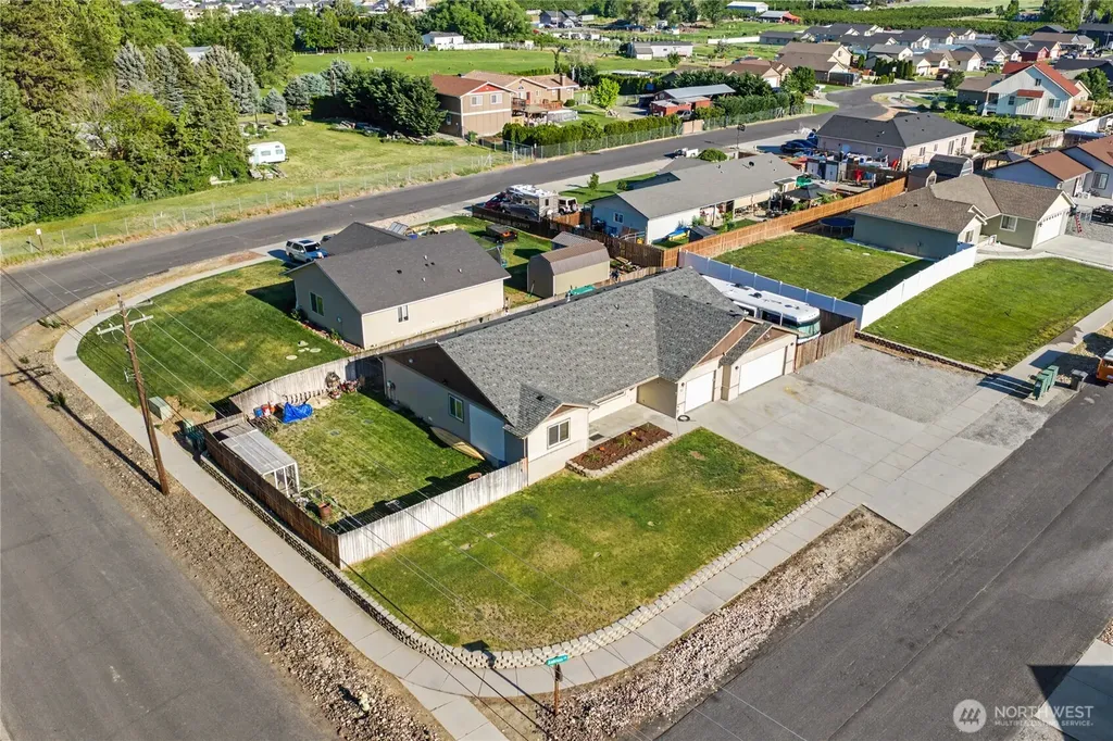 21 Ambrosia Lane Malaga WA 98828