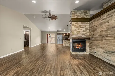 21 Ambrosia Lane Malaga WA 98828