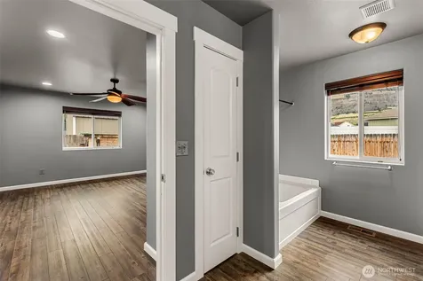 21 Ambrosia Lane Malaga WA 98828