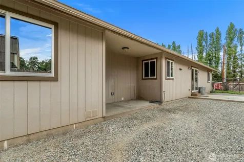 21 Ambrosia Lane Malaga WA 98828