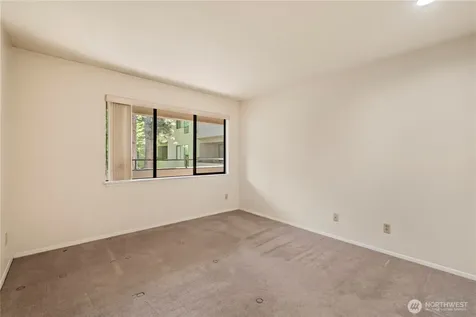 401 100th Avenue NE Bellevue WA 98004