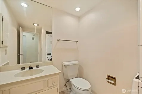 401 100th Avenue NE Bellevue WA 98004