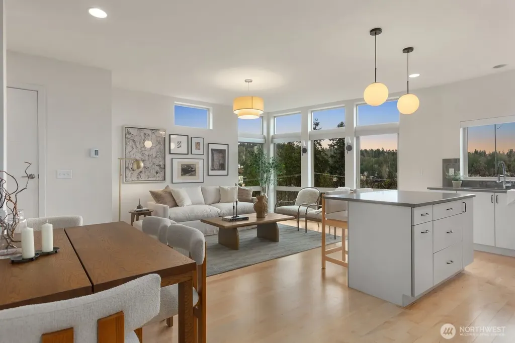 3426 NW Market Street Seattle WA 98107