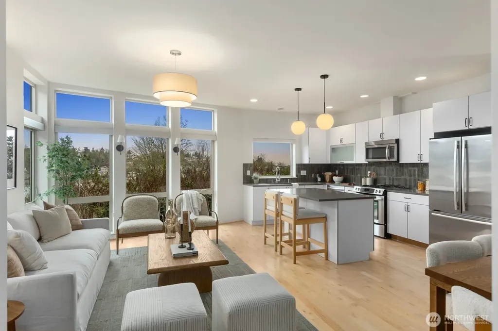 3426 NW Market Street Seattle WA 98107
