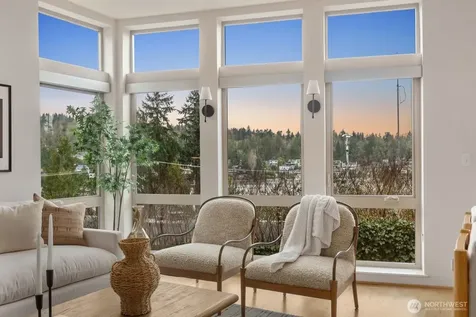 3426 NW Market Street Seattle WA 98107