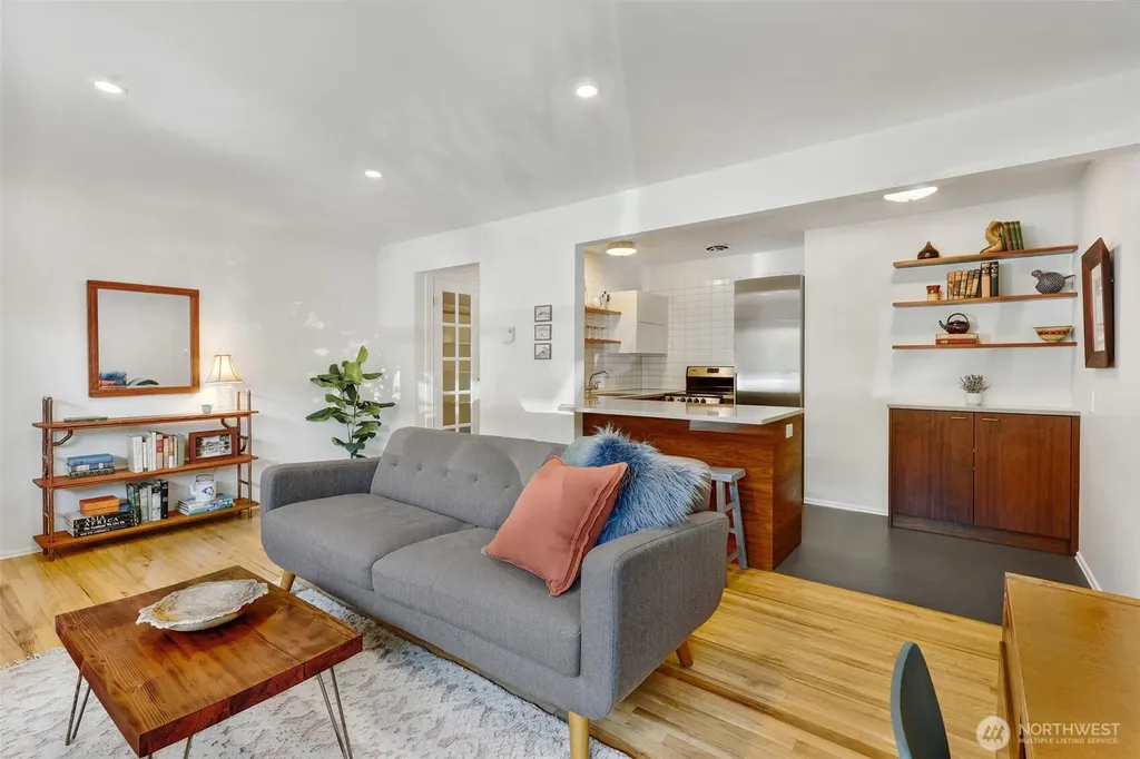 4710 Dayton Avenue N Seattle WA 98103