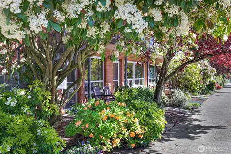 4710 Dayton Avenue N Seattle WA 98103