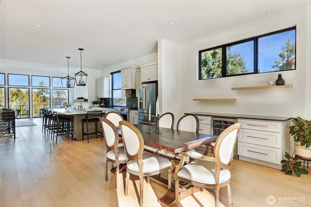 4224 NE 124th Street Seattle WA 98125