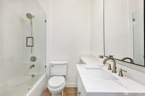 4224 NE 124th Street Seattle WA 98125