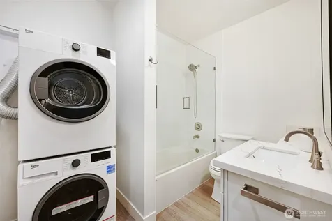 4224 NE 124th Street Seattle WA 98125