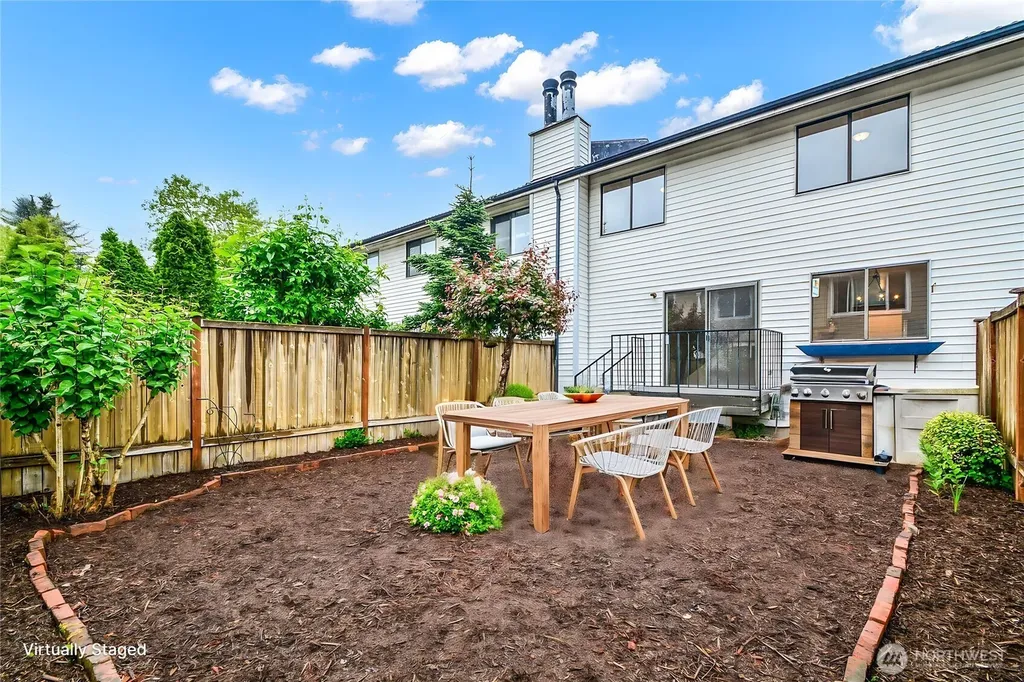 4201 NE 5th Street Renton WA 98059