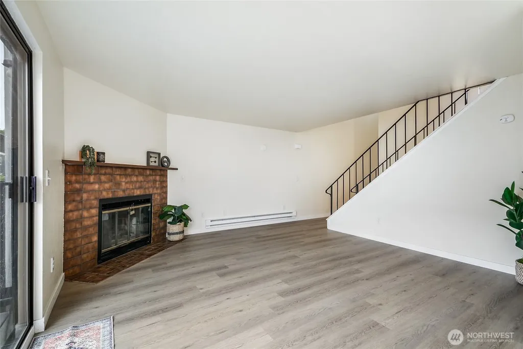 4201 NE 5th Street Renton WA 98059