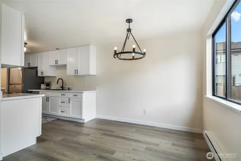 4201 NE 5th Street Renton WA 98059