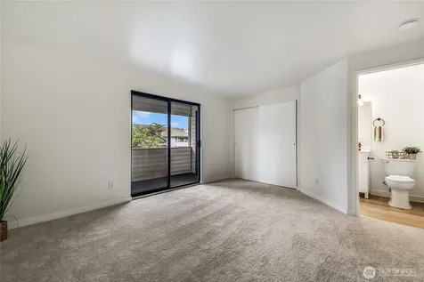 4201 NE 5th Street Renton WA 98059