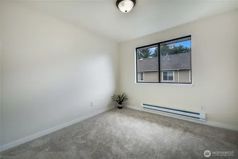 4201 NE 5th Street Renton WA 98059