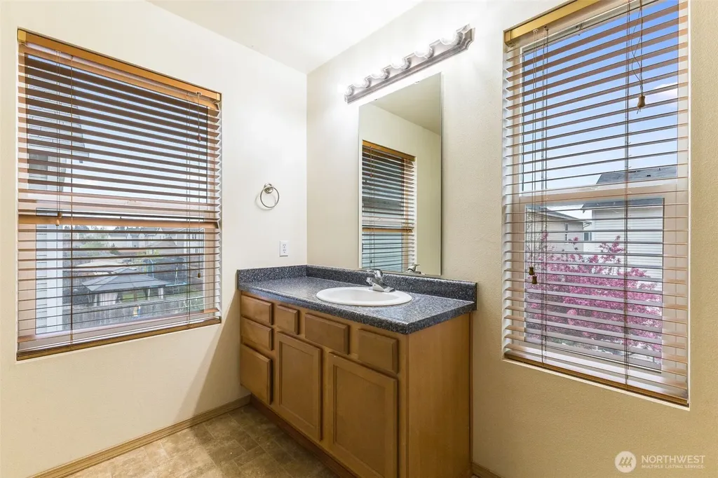 14813 99th Avenue SE Yelm WA 98597