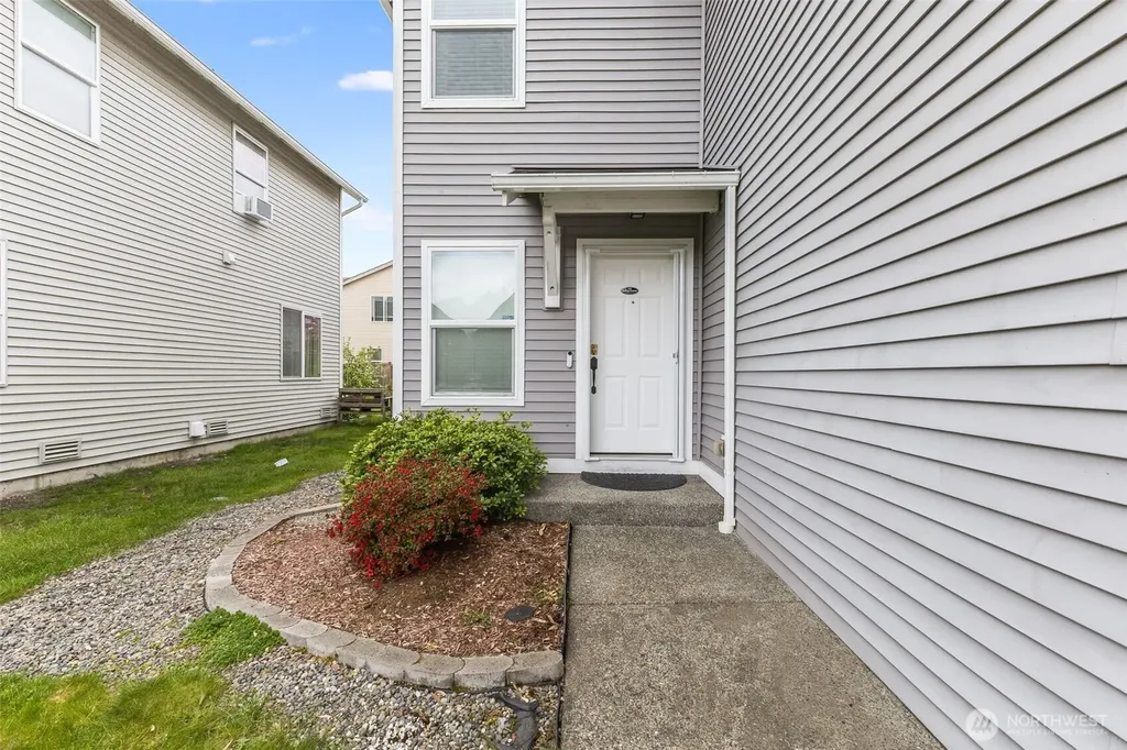 14813 99th Avenue SE Yelm WA 98597