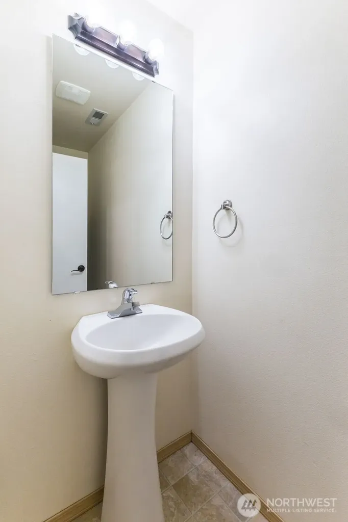 14813 99th Avenue SE Yelm WA 98597