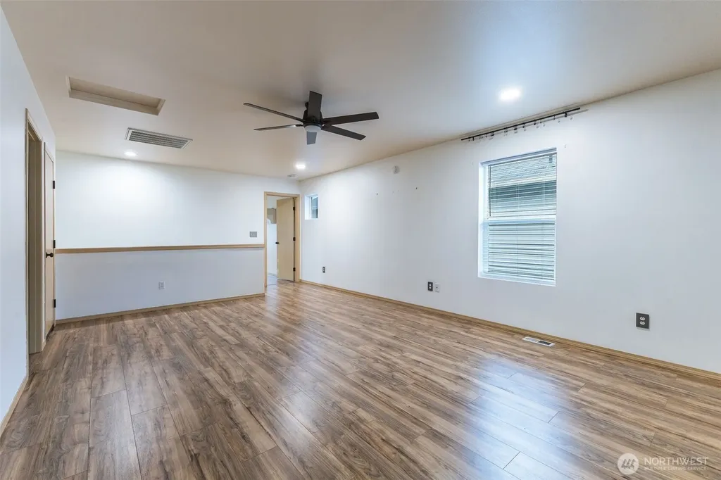 14813 99th Avenue SE Yelm WA 98597
