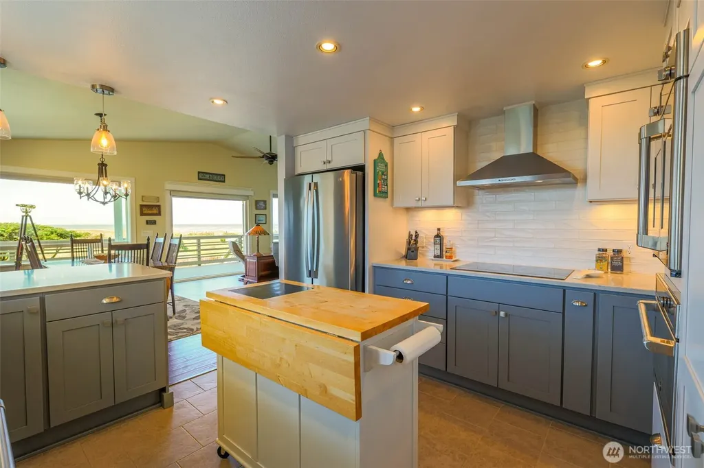 34905 G Street Ocean Park WA 98640