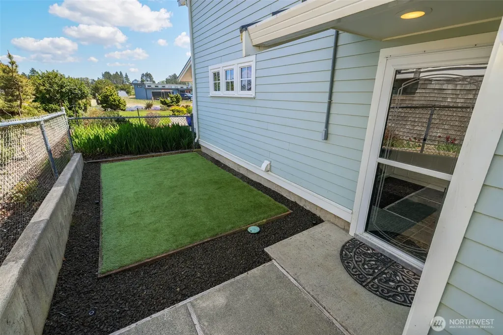 34905 G Street Ocean Park WA 98640