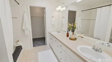 424 228th Street SW Bothell WA 98021