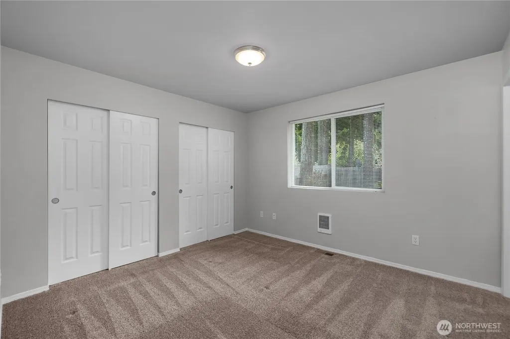 810 E Lakeshore Drive W Shelton WA 98584