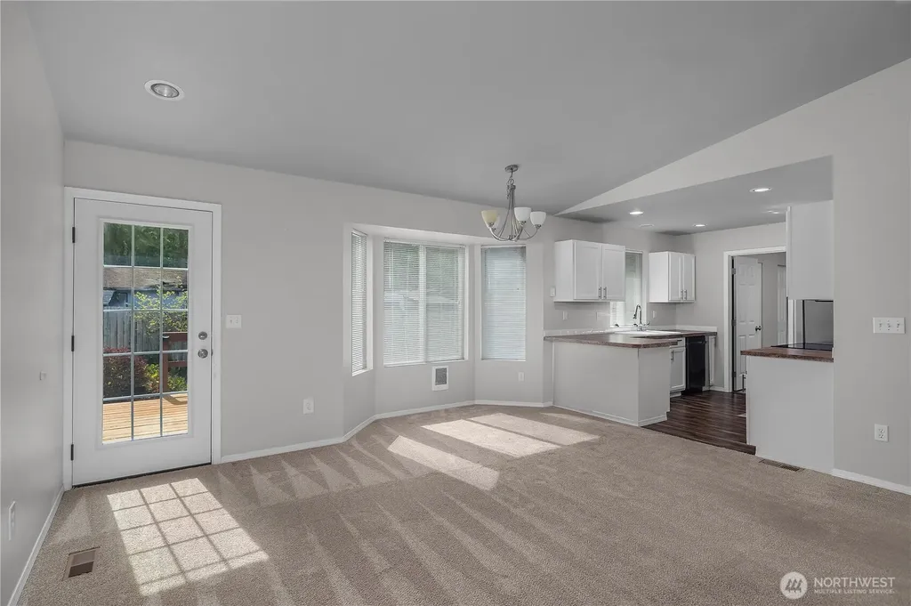 810 E Lakeshore Drive W Shelton WA 98584