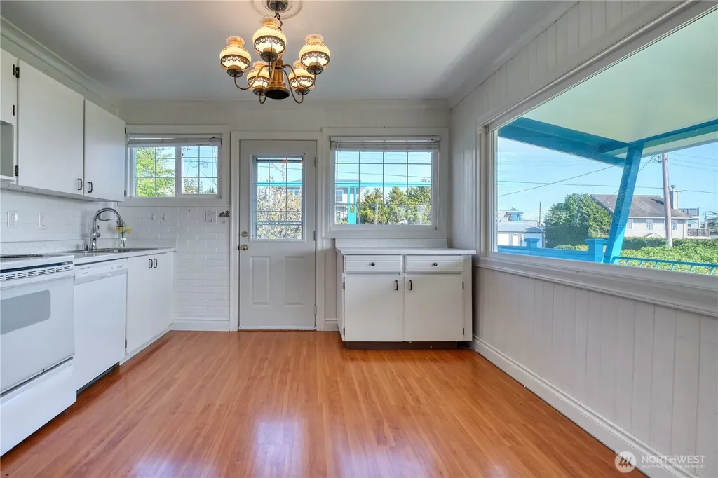 673 Kendor Drive Point Roberts WA 98281