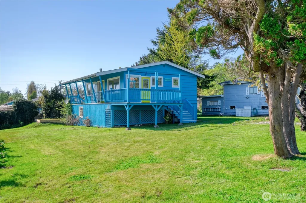 673 Kendor Drive Point Roberts WA 98281