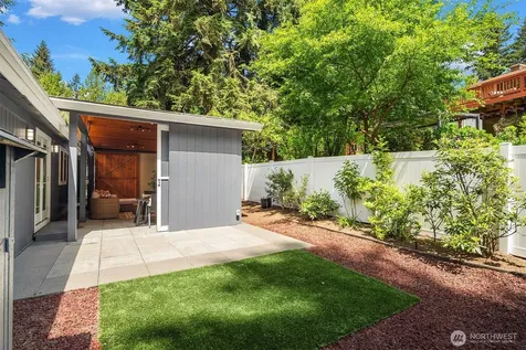 8704 171st Avenue NE Redmond WA 98052