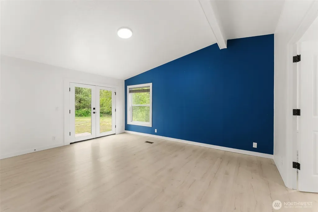 11215 180th Lane SW Rochester WA 98584
