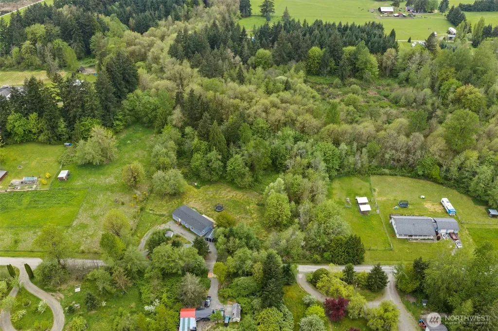 11215 180th Lane SW Rochester WA 98584