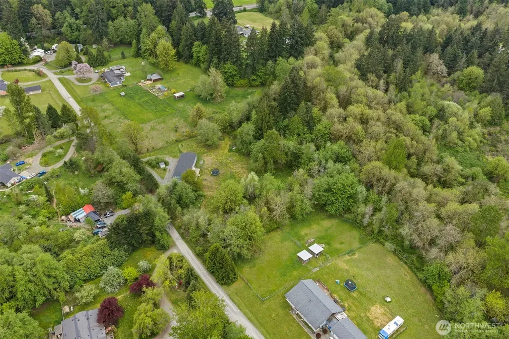 11215 180th Lane SW Rochester WA 98584
