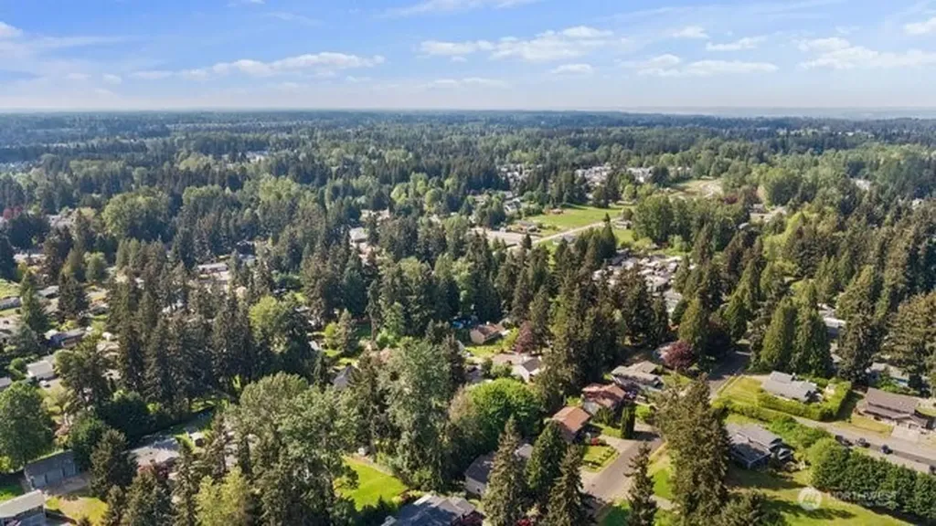 15717 97th Avenue Ct E Puyallup WA 98375