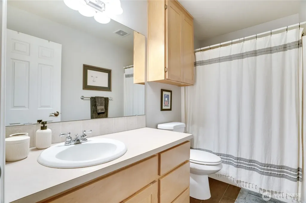18306 92nd Avenue E Puyallup WA 98375
