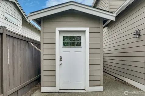 18306 92nd Avenue E Puyallup WA 98375