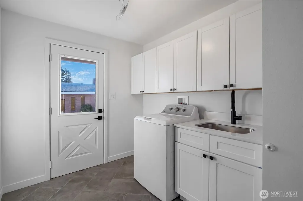 306 N Crestview Drive Moses Lake WA 98837