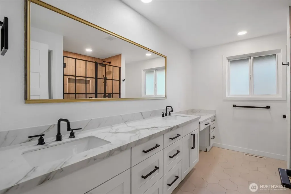 306 N Crestview Drive Moses Lake WA 98837