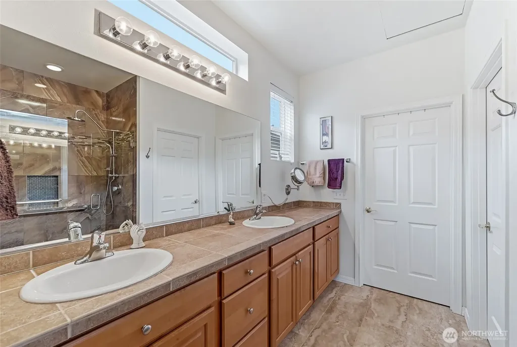 23041 NE 127th Way Redmond WA 98053