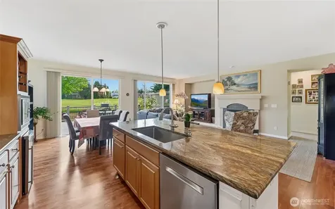 23041 NE 127th Way Redmond WA 98053