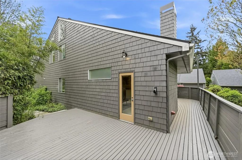 613 Bellevue Way SE Bellevue WA 98004