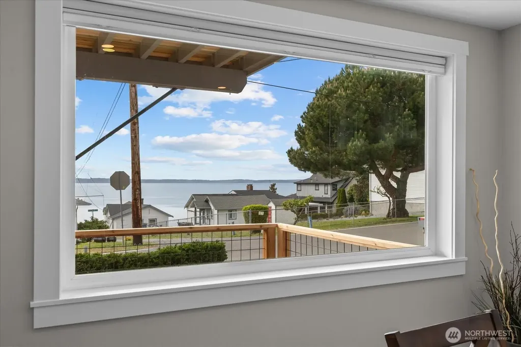 170 N Sunset Drive Camano Island WA 98282