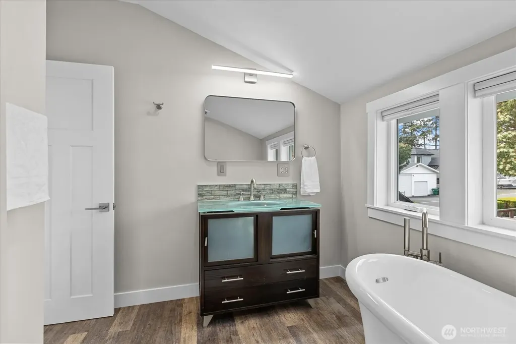 170 N Sunset Drive Camano Island WA 98282