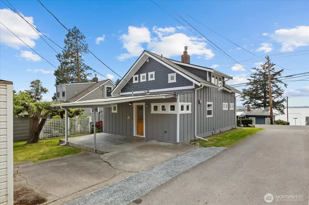 170 N Sunset Drive Camano Island WA 98282