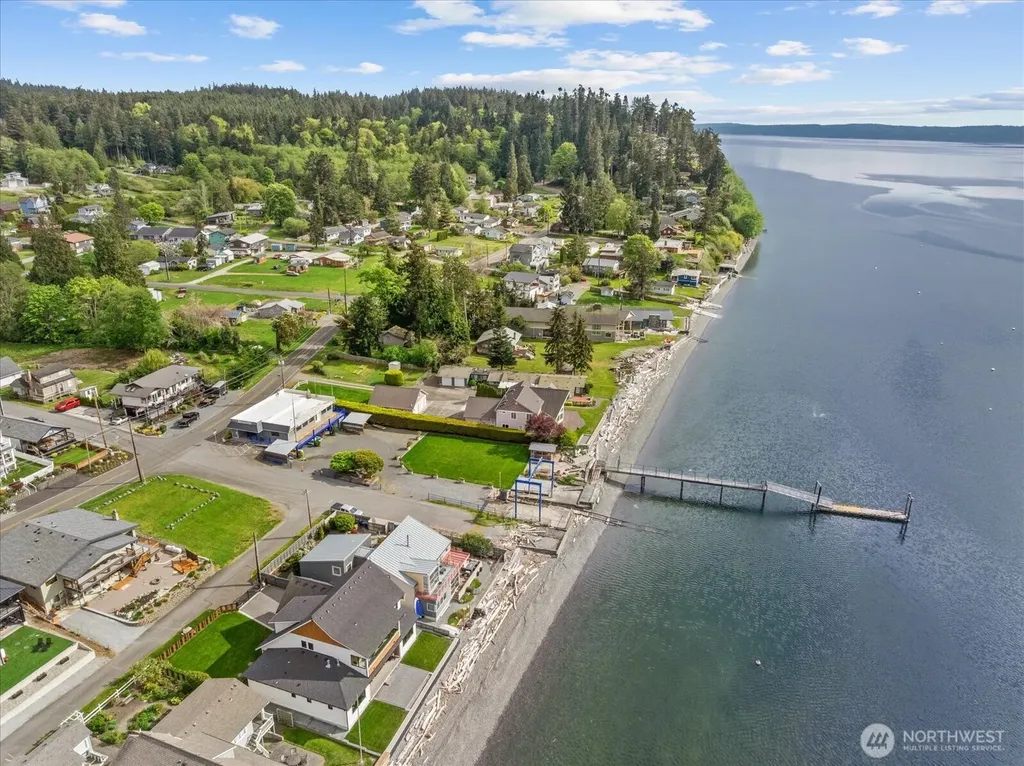 170 N Sunset Drive Camano Island WA 98282