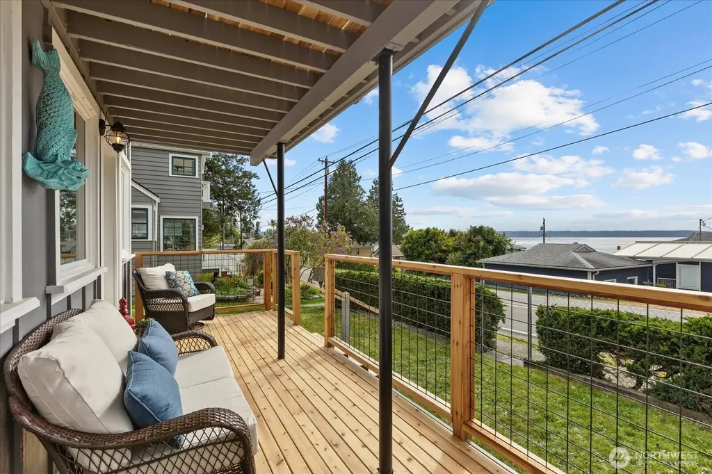 170 N Sunset Drive Camano Island WA 98282