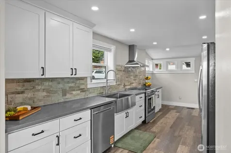 170 N Sunset Drive Camano Island WA 98282