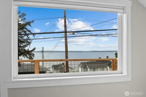 170 N Sunset Drive Camano Island WA 98282